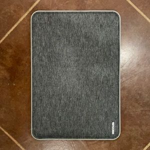 Incase laptop cover